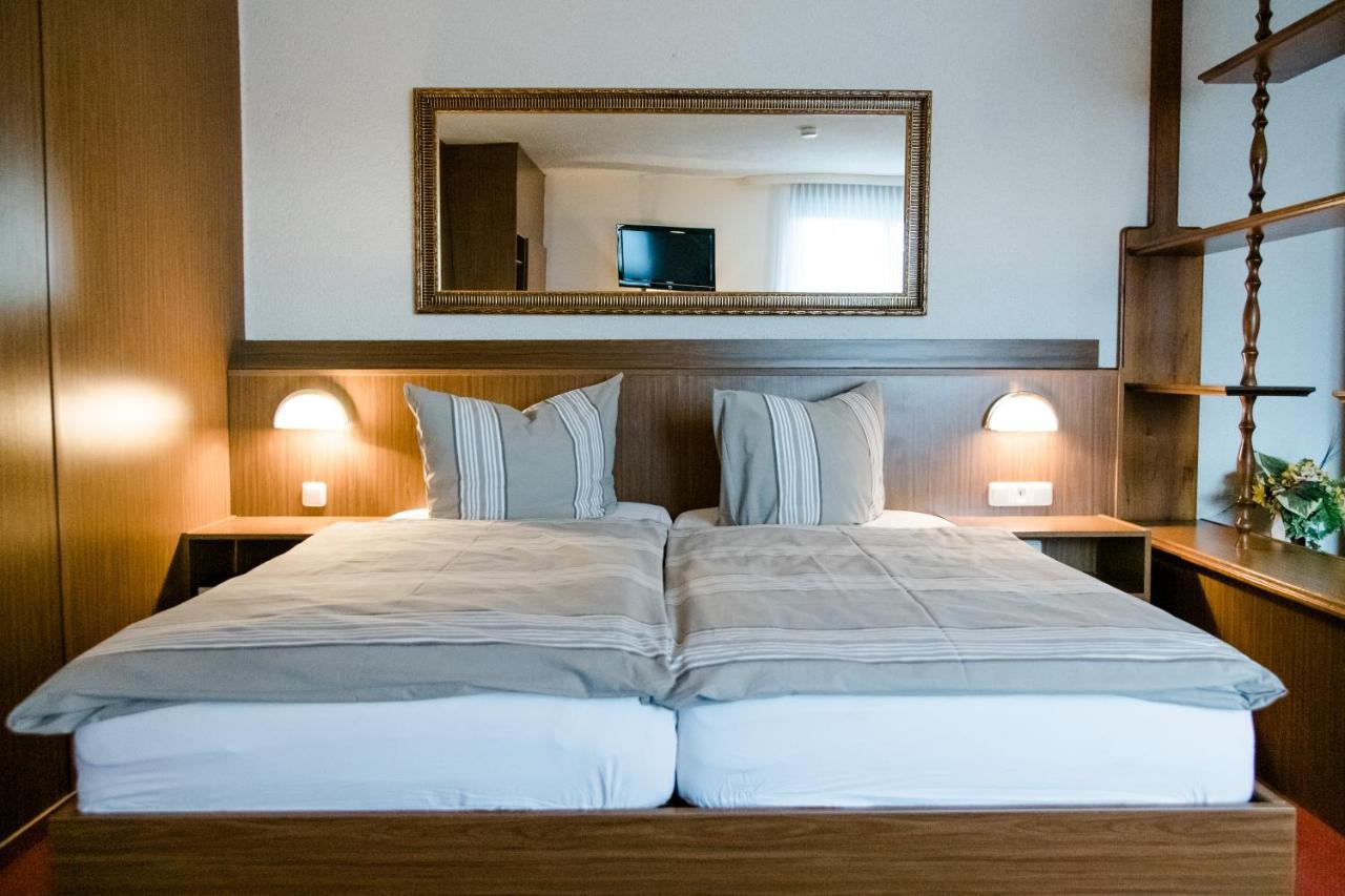 Genthin Hotel Mueller מראה חיצוני תמונה